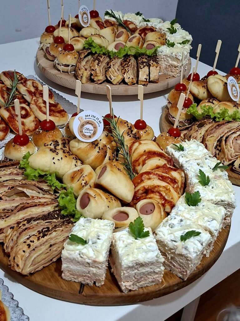 Roštilj ketering u Zrenjaninu sa domaćim mesnim specijalitetima